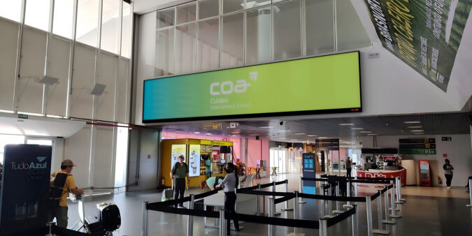 Kallas Mídia OOH inicia projeto de digitalização do Aeroporto de Cuiabá como modelo para expansão nacional