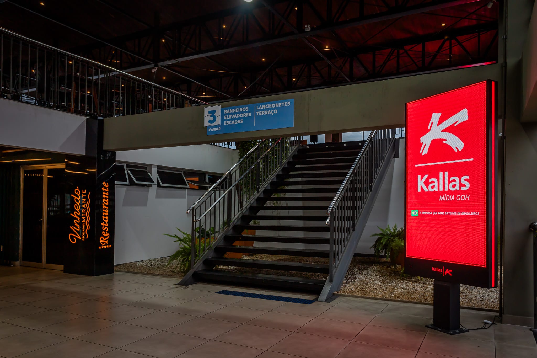 Vantagens da mídia OOH para pequenas e médias empresas